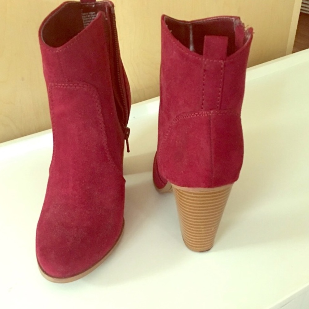 Express Booties Burgundy